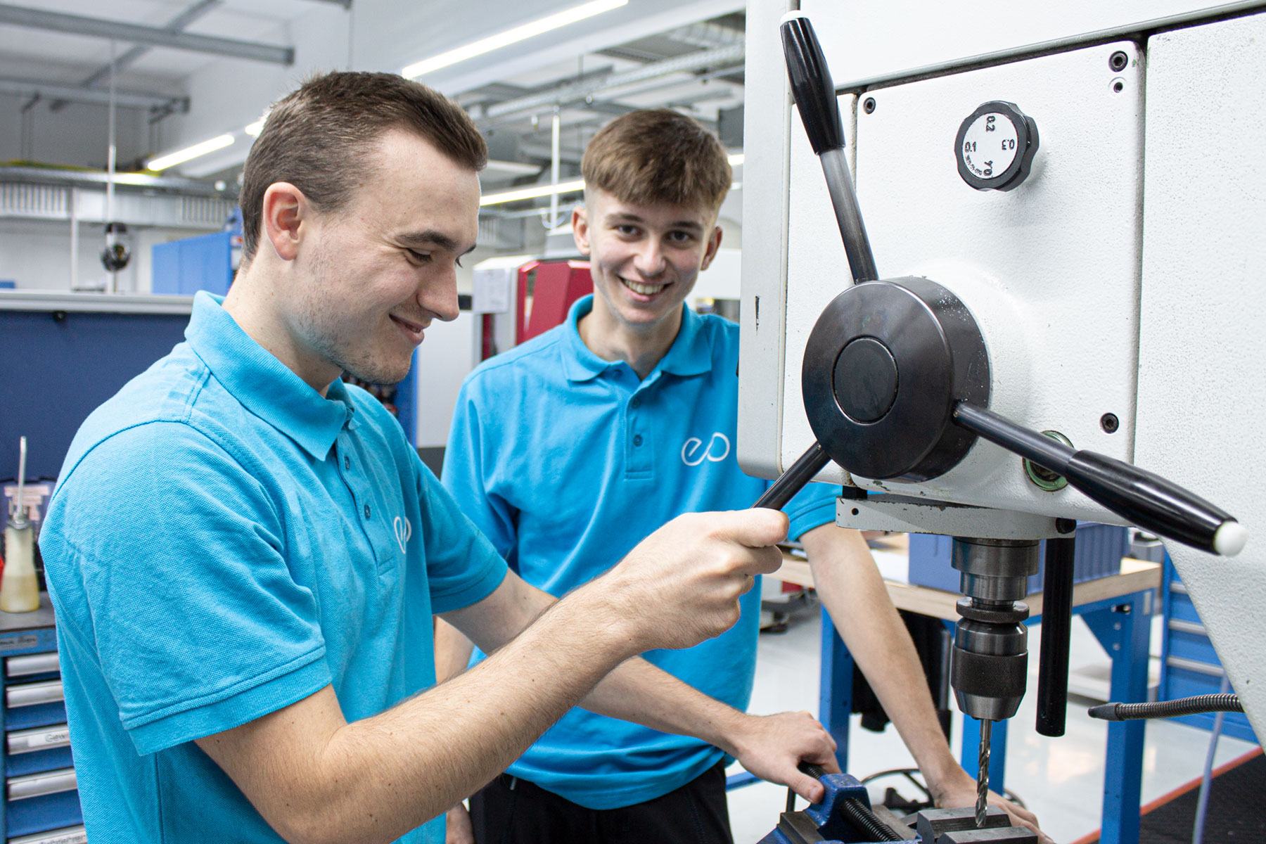 DEINE AUSBILDUNG <br>BEI EPFLEX